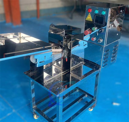 Practical Cutting Shrimp Machine , Anti Erosion Automatic Prawn Cutter