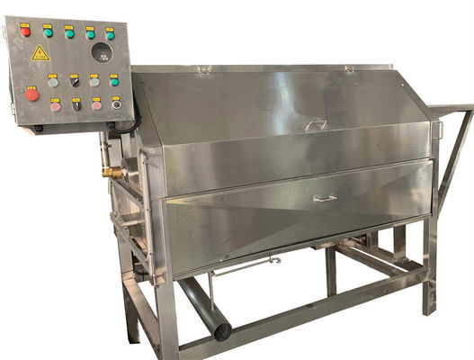 2.2KW Durable Fish Scale Remover Machine , Anti Corrosion Fish Descaling Equipment